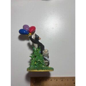 Charming Tails Hang On Skunk Rabbit Figurine Special Edition